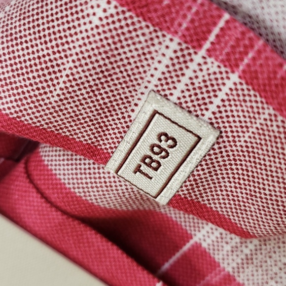 Tommy Bahama Shirt, Size M.NWT - Picture 12 of 13